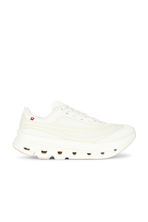 On Cloudflow 5 Ad Sneaker in Ivory