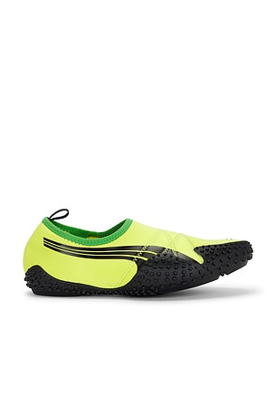 Puma Select Mostro Flex in Green