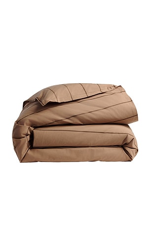 Parachute Percale Duvet Cover in Red