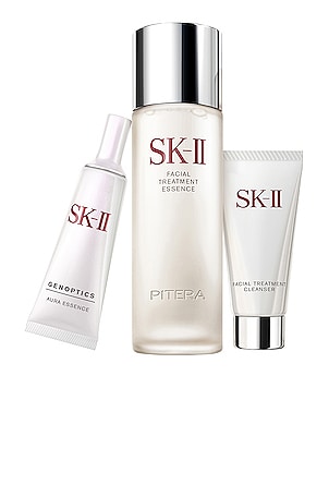 SK-II Ultimate Aura Essentials Kit in Beauty: NA