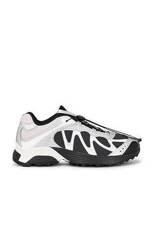 Salomon Xt-whisper in Black, Silver, & Vanila in Black