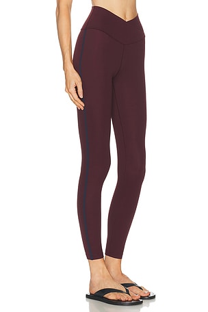 Splits59 Mia Rigor Legging W/ Stripe in Wine