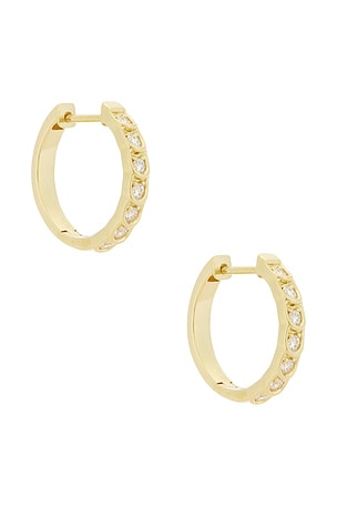 STONE AND STRAND La Scala Hoop Earrings in Metallic Gold