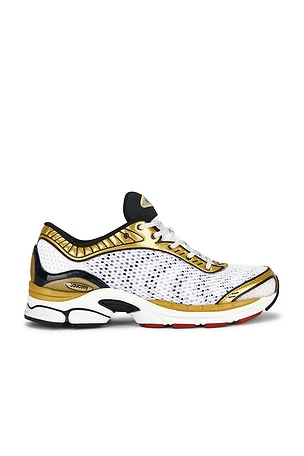 Saucony Progrid Paramount Sneaker in White
