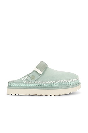 UGG Goldenstar Meadow Accent Clog in Blue